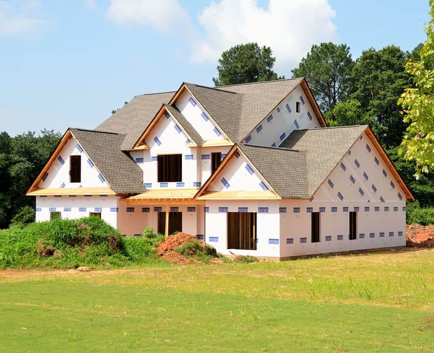 Hip vs Gable Roof - Picture of a House