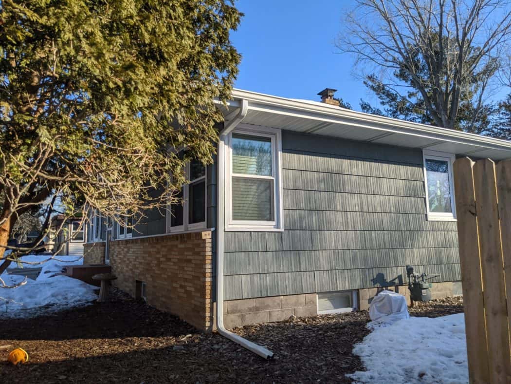 Why you shouldn’t repair or replace your roof by yourself