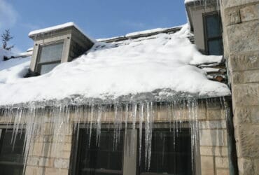 What Is an Ice Dam on Your Roof?